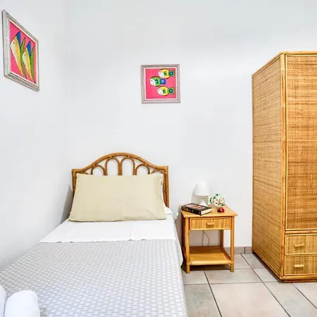 Poti Sulla Apartment *